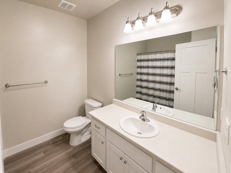 Building Photo - 4234 McKellen Dr