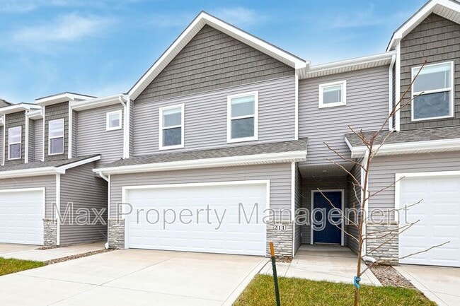 Building Photo - 211 NE Whitetail Dr