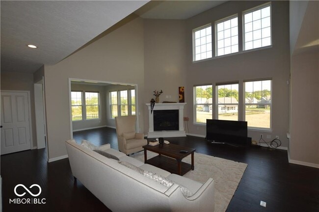 Building Photo - 5193 Rangewood Dr