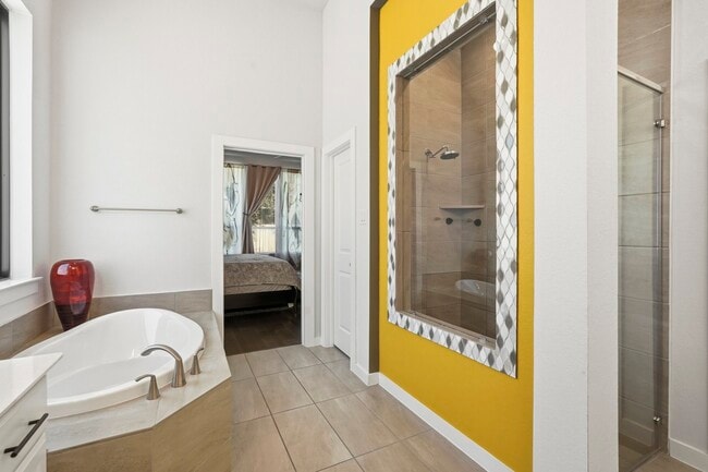 Building Photo - 2239 Plum Creek Dr