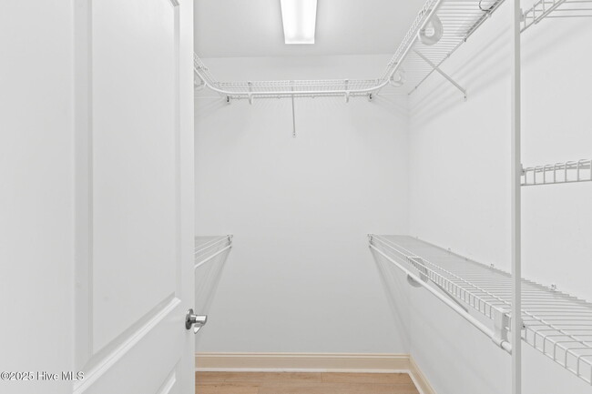 Building Photo - 1274 Neptuno Ct