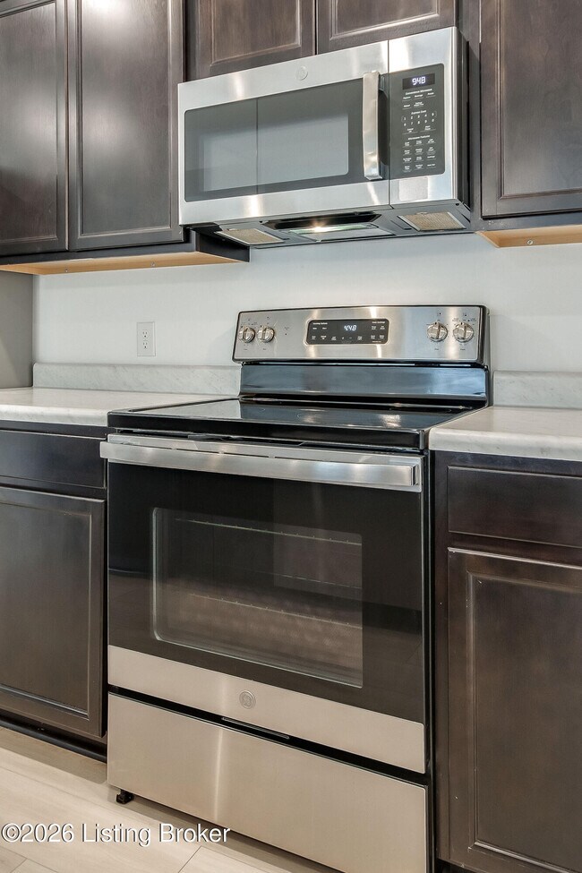 Building Photo - 17004 Meander Wy