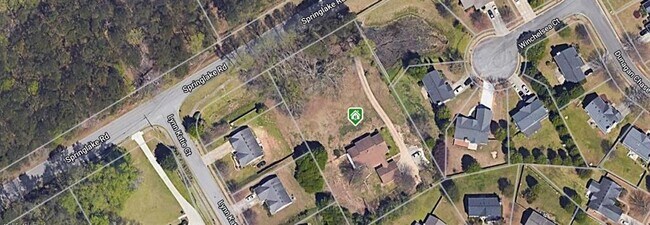 Building Photo - 818 Springlake Rd