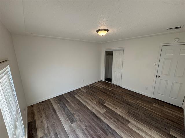 Building Photo - 536 Normandy Ln