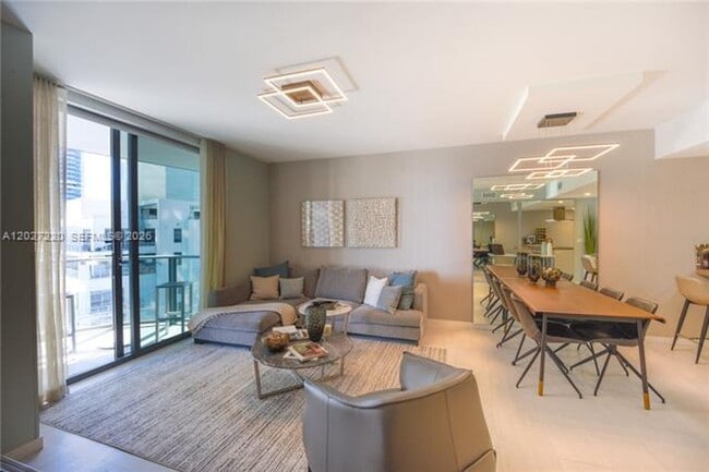 Building Photo - 1000 Brickell Plaza
