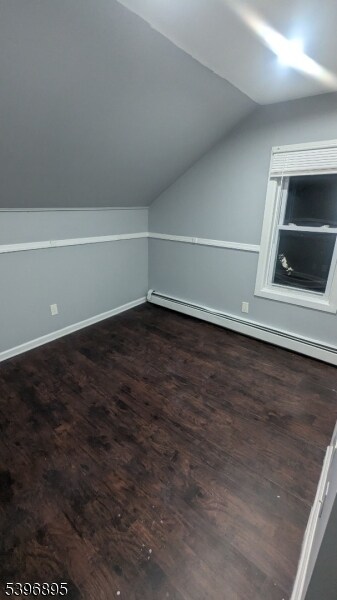 Building Photo - 309 W Broadway