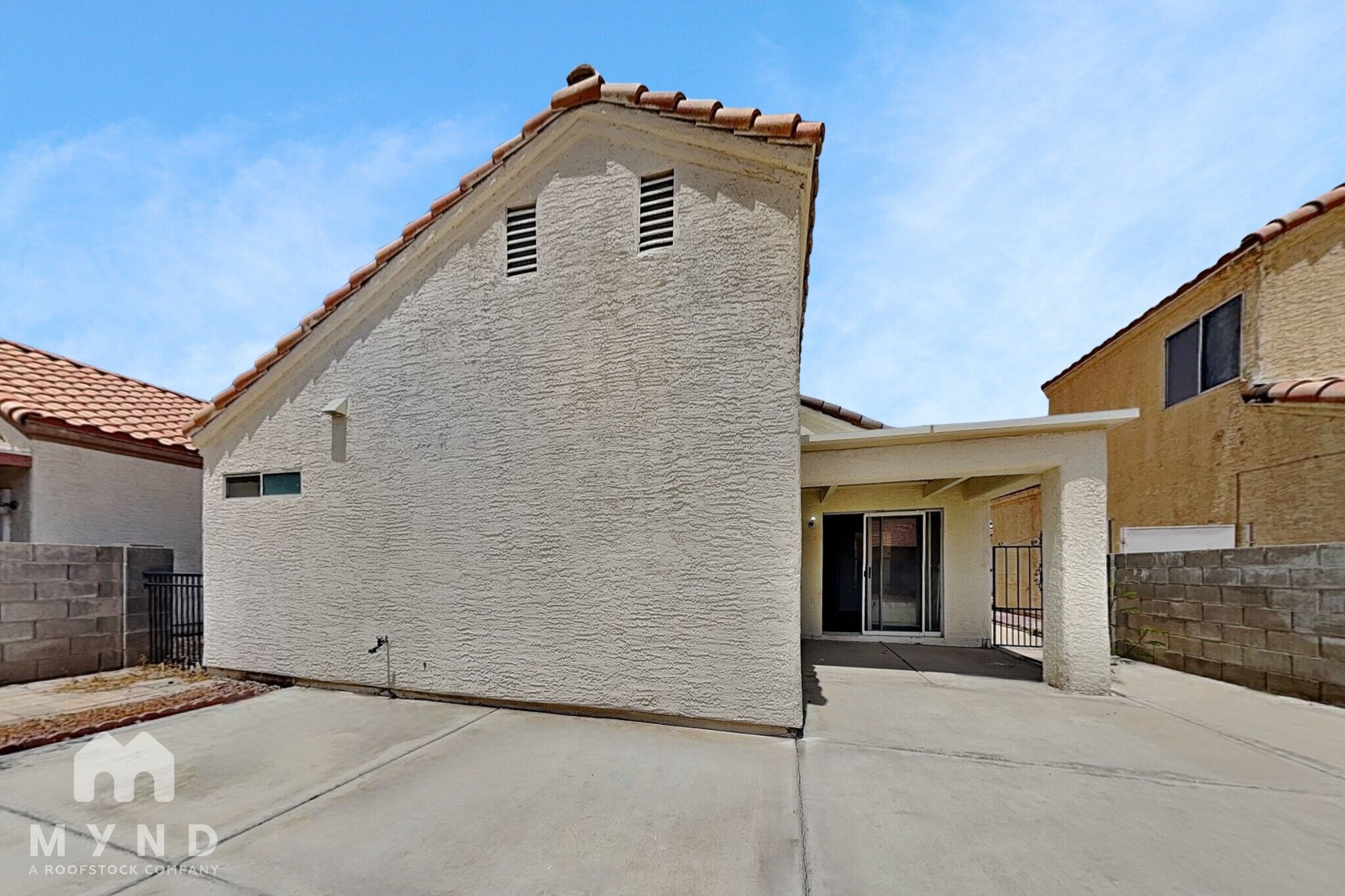 Building Photo - 5825 Goodsprings Ct