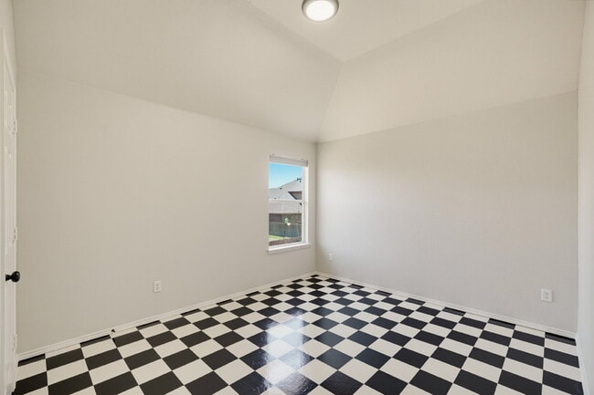 Building Photo - **This home checks all the boxes!**