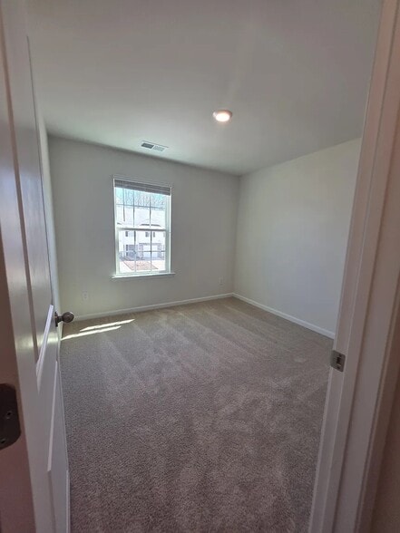 Building Photo - 5131 Hyrule Dr