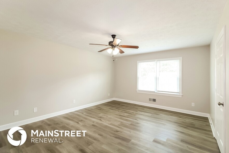 Building Photo - 6348 Phillips Pl