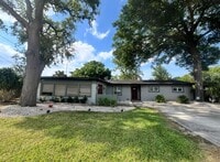Building Photo - 339 Croton Dr