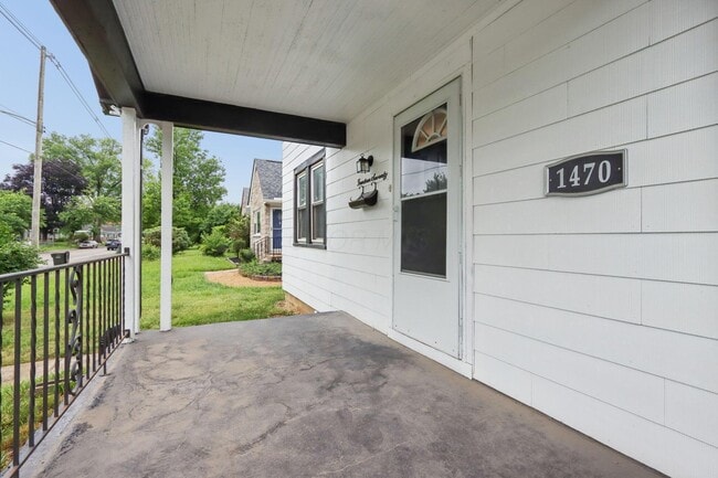 Building Photo - 1470 E Weber Rd