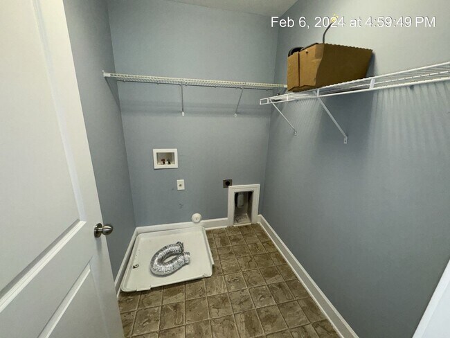 Building Photo - 118 Blackhawk Lane