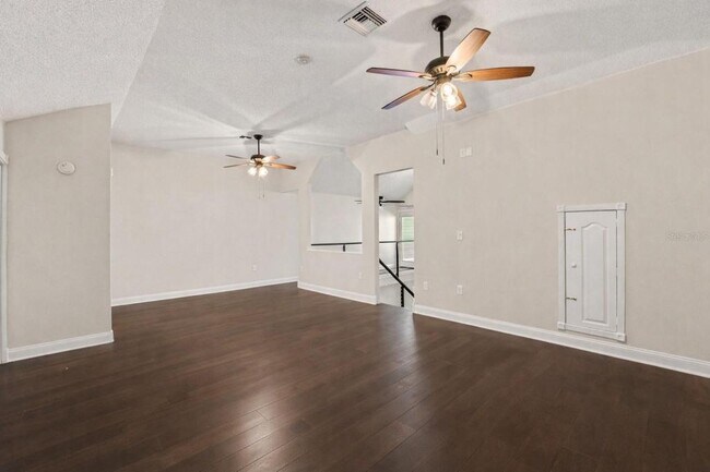 Building Photo - 5567 Sea Forest Dr