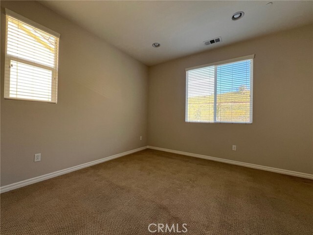 Building Photo - 789 E Sierra Madre Ave