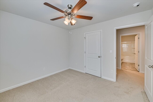 Building Photo - 2892 Calli Crossing Dr