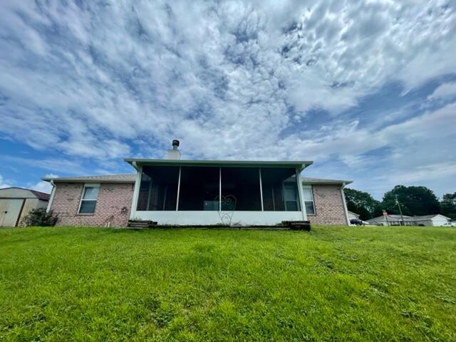 Building Photo - 1221 Northview Dr