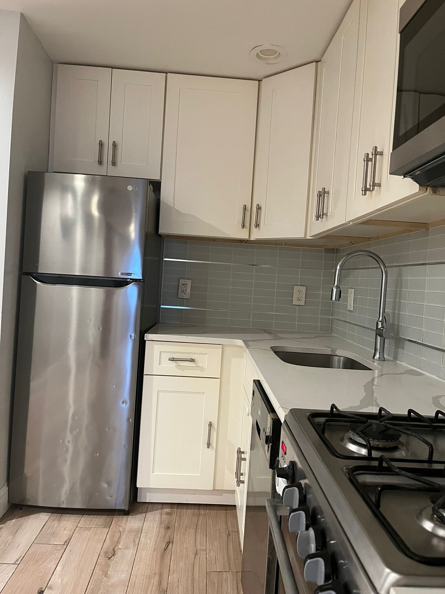 Building Photo - 41 Clifton Pl