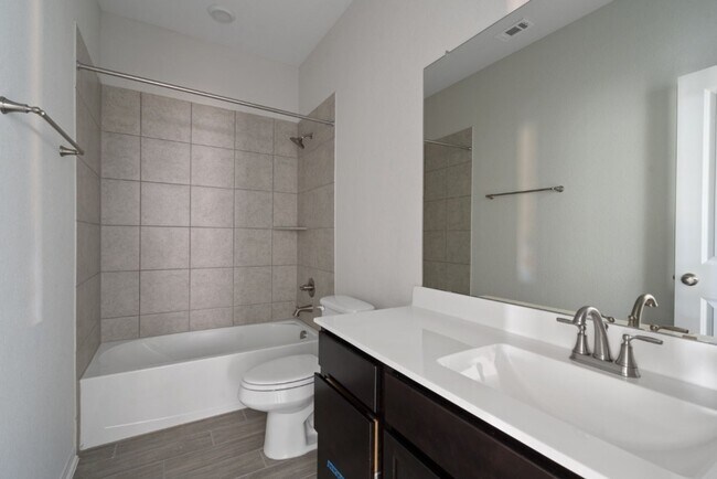 Building Photo - 829 Blue Oak Blvd