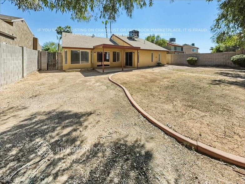 Building Photo - 4944 W Wescott Dr
