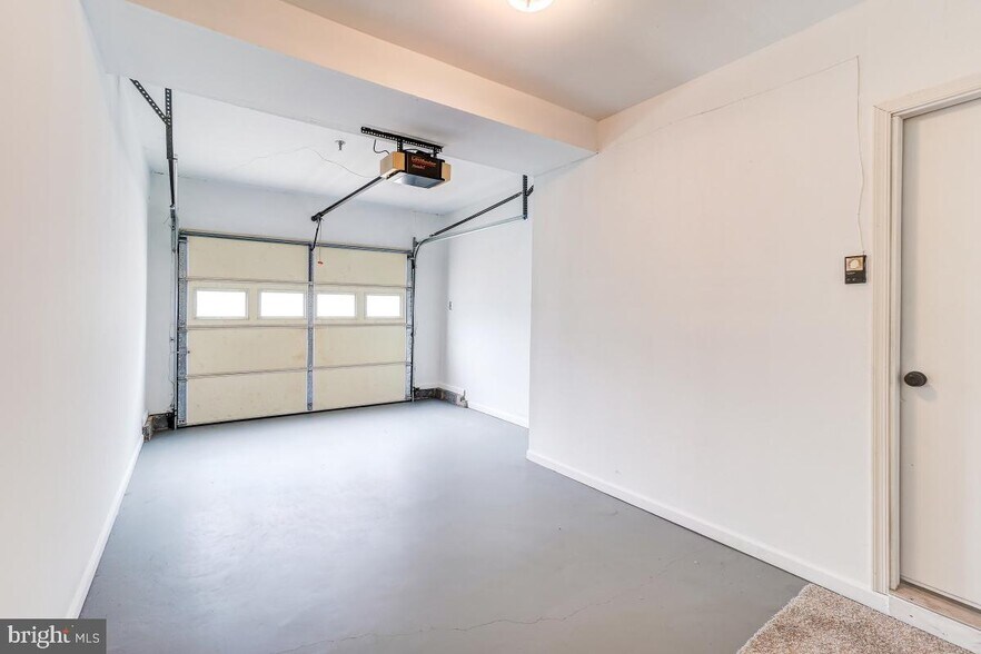 Building Photo - 14400 Colonel Fenwick Ct