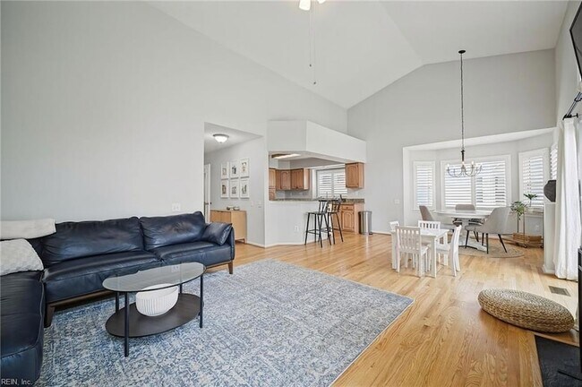 Building Photo - 2653 Christopher Farms Dr