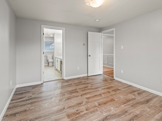 Building Photo - 281 Brooks Station Rd