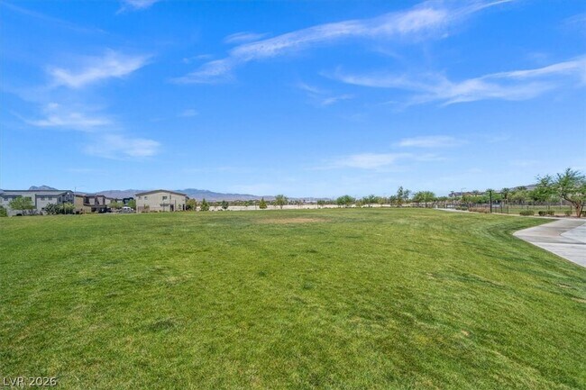 Building Photo - 4035 Beech Fern Ave