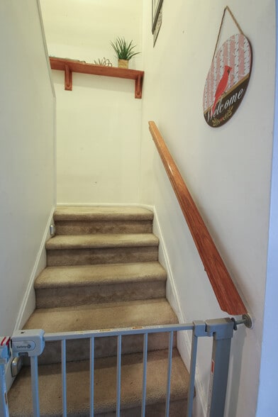 Building Photo - 67 Maryland Rd