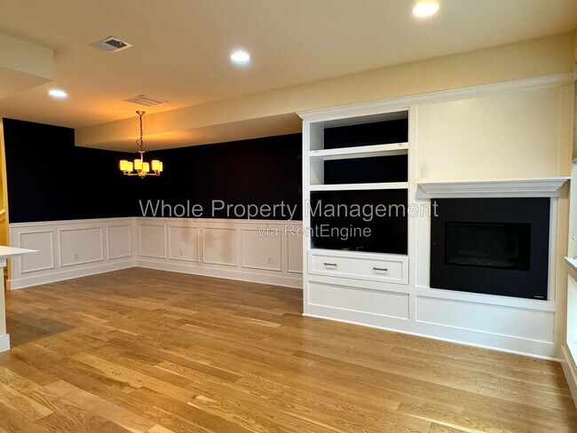 Building Photo - 3032 Zuni St
