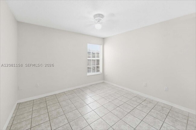 Building Photo - 957 NW 128th Pl