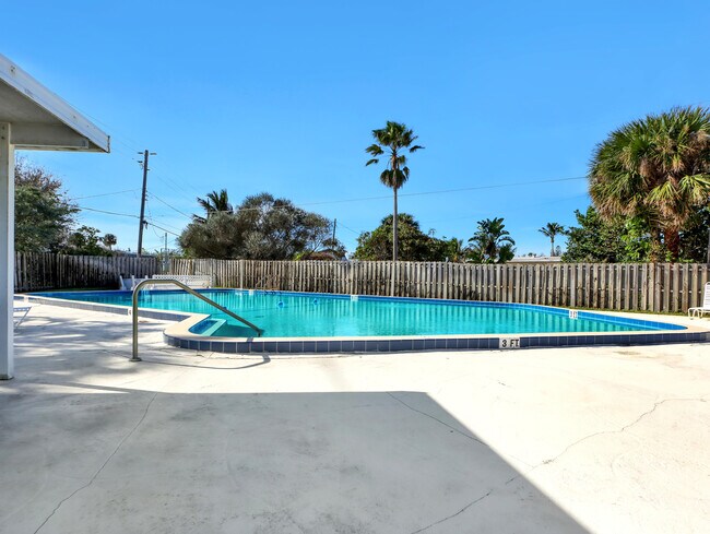 Building Photo - 2186 Jimmy Buffett Mem Hwy