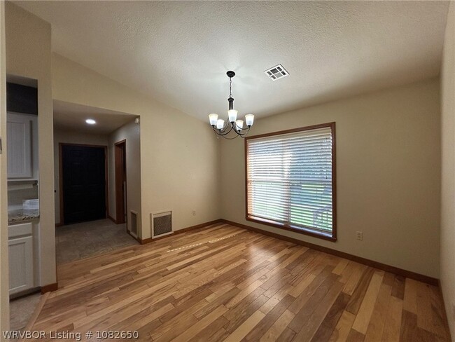 Building Photo - 1450 N Ulmer St