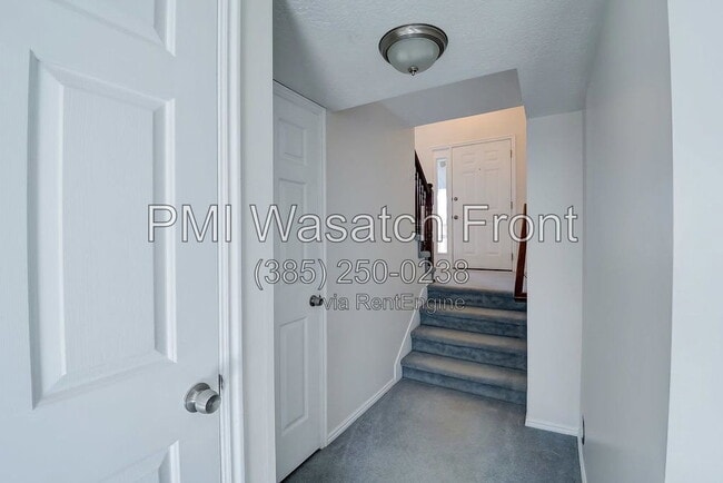 Building Photo - 794 E Savannah Ct