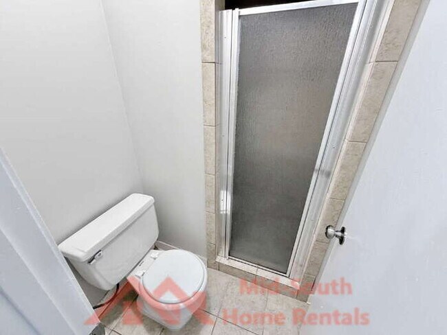 Building Photo - 7288 Hollorn Ln