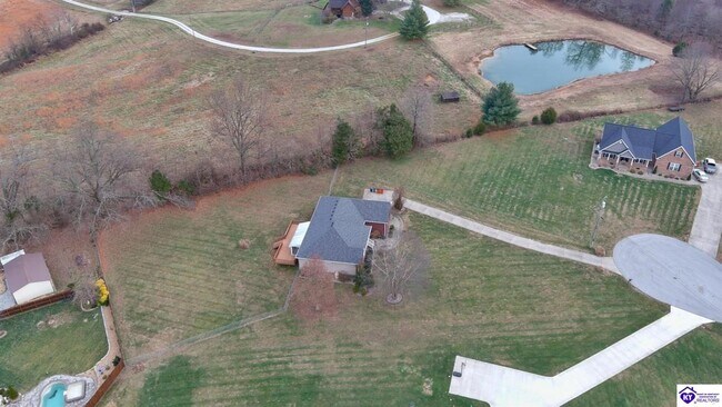 Building Photo - 45 Crosslin Ct