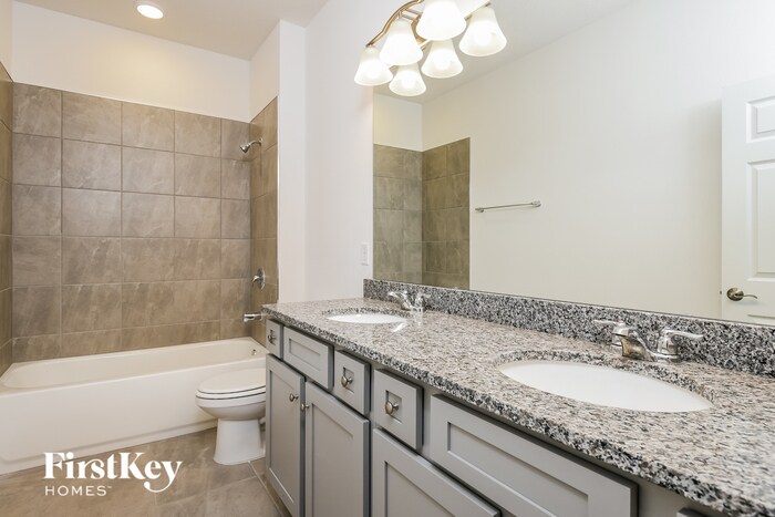 Building Photo - 1202 Ponca Rd