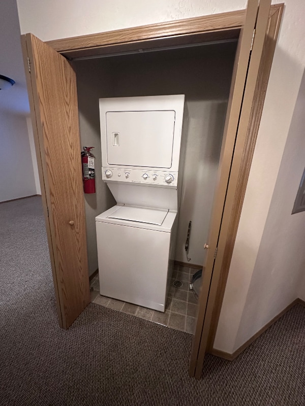 Building Photo - 45 Appleway Dr