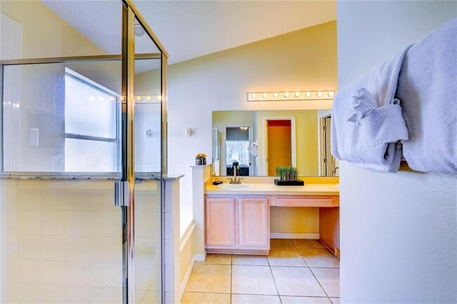 Building Photo - 1008 Prey Ct
