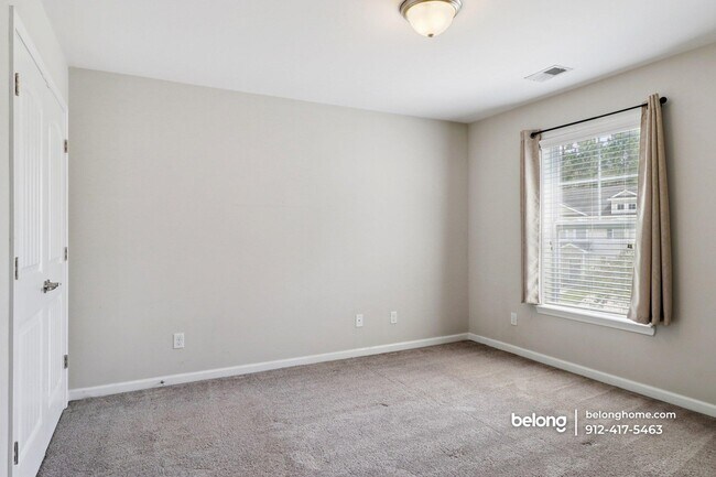 Building Photo - 310 Sonoma Dr