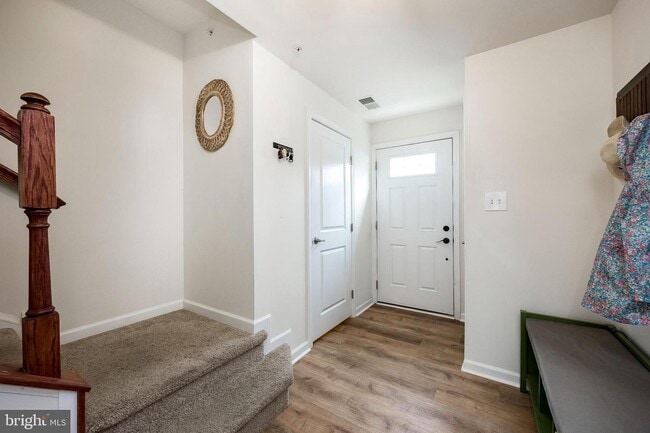 Building Photo - 1872 Thistle Ct