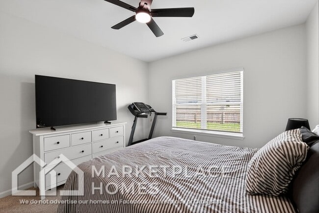 Building Photo - 107 Kentucky Oaks Trail