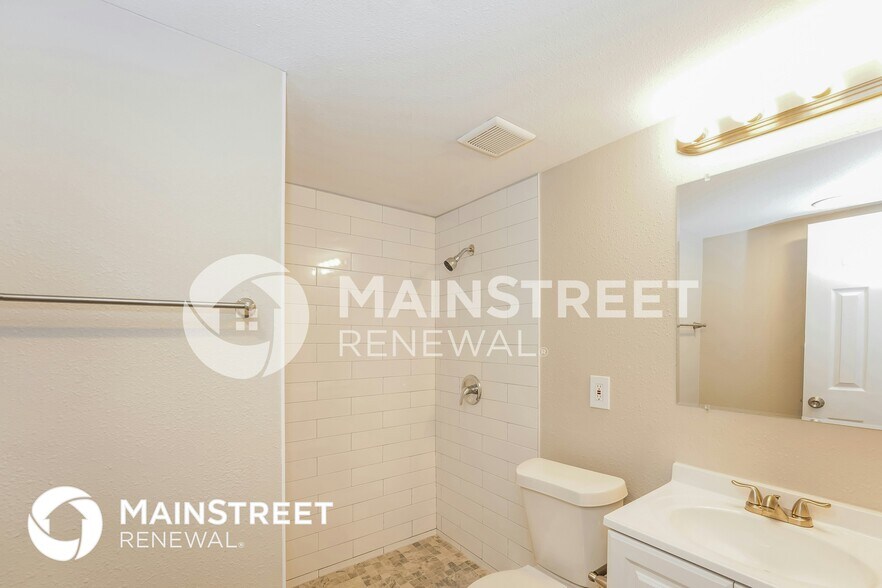 Building Photo - 5038 Overcrest Dr