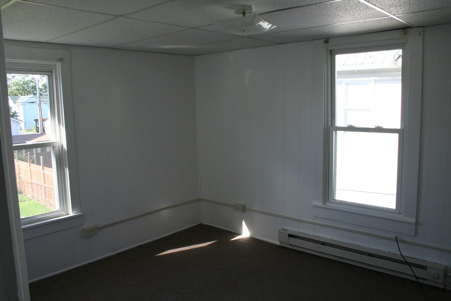 Back Bedroom #2 - 2224 Lincoln St