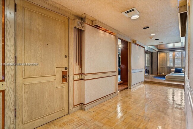 Building Photo - 11111 Biscayne Blvd