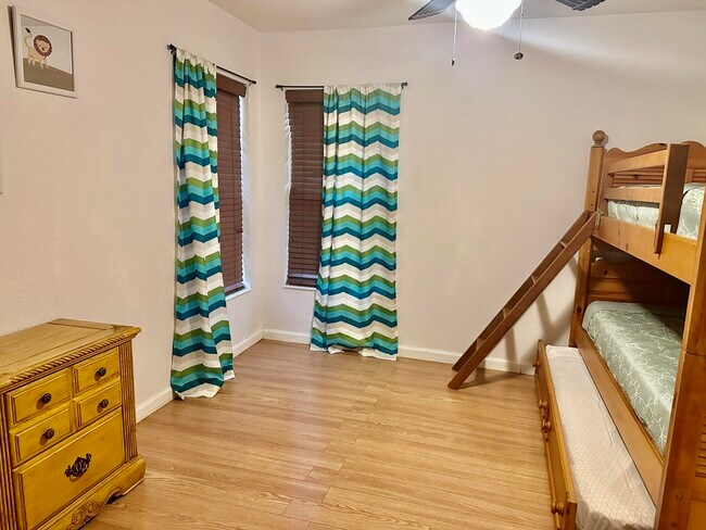 Building Photo - 13638 88th Pl N