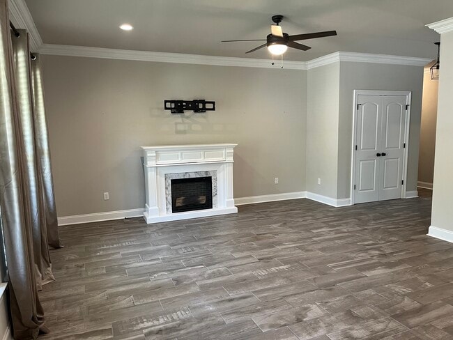 Building Photo - 311 Florio Ct