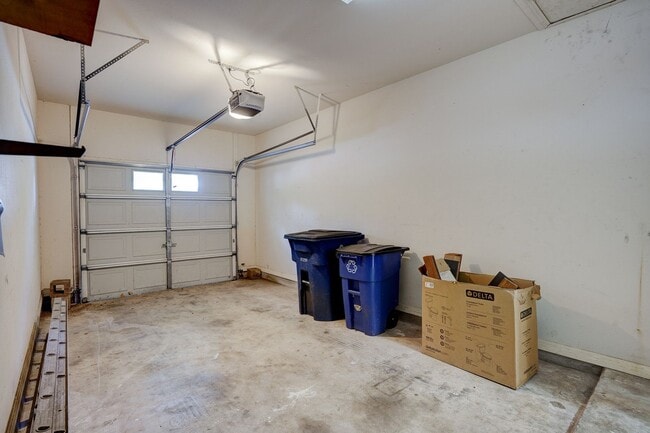 Building Photo - 4502 Avenue-B