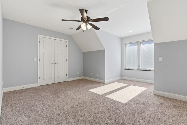 Building Photo - 3835 E Brookdale Terrace