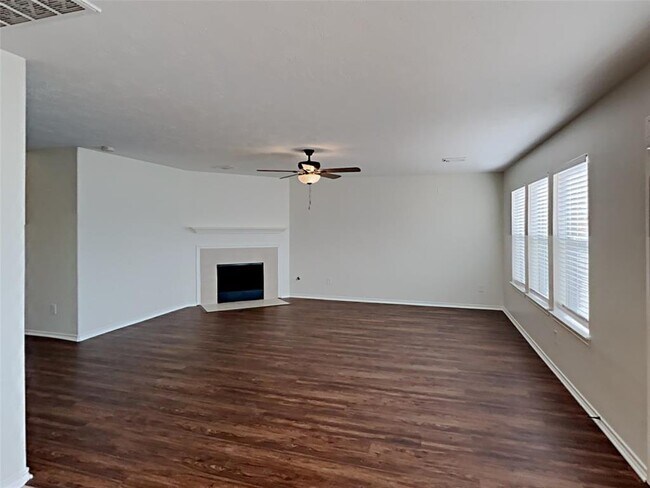 Building Photo - 15334 Sienna Oak Dr
